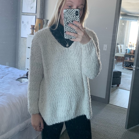 Altar’d State Sweater - Picture 5 of 5